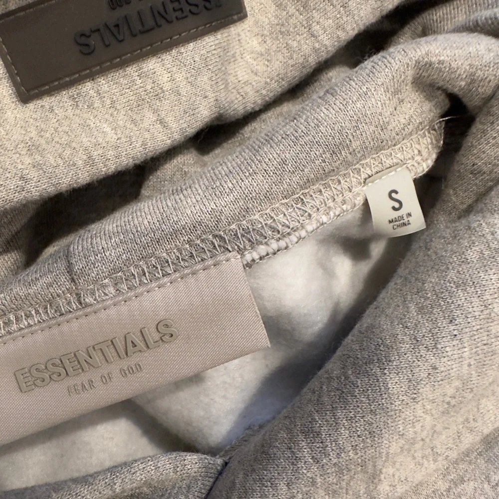 FOG - Fear of God Essentials Stretch Limo
Hoodie - (READ DESCRIPTION) - Picture 6 of 6